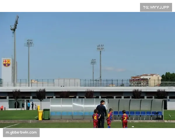 青训体系与一线队战术统一 拉玛西亚模式受关注